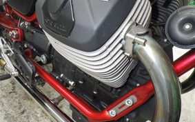 MOTO GUZZI V7 RACER 2015