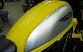 DUCATI SCRAMBLER ICON 2015
