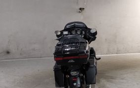 HARLEY FLHTCUSE 1800CVO 2010 PR8