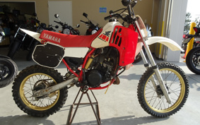 YAMAHA YZ80 58T