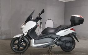 YAMAHA X-MAX 250 SG22