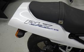 YAMAHA R1-Z 2002 3XC