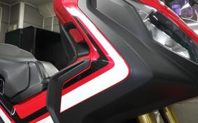 HONDA X-ADV 750 2017 RC95