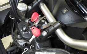 SUZUKI Vｽﾄﾛｰﾑ650XTA 2020 C733A