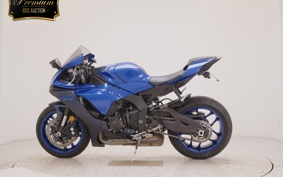 YAMAHA YZF-R1 2025