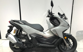 HONDA ADV160