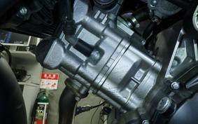 SUZUKI Vｽﾄﾛｰﾑ1000A 2014 VU51A