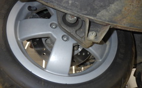 VESPA GT200L 2019