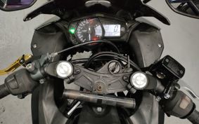 YAMAHA YZF-R25 RG10J