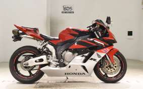 HONDA CBR1000RR 2005 SC57