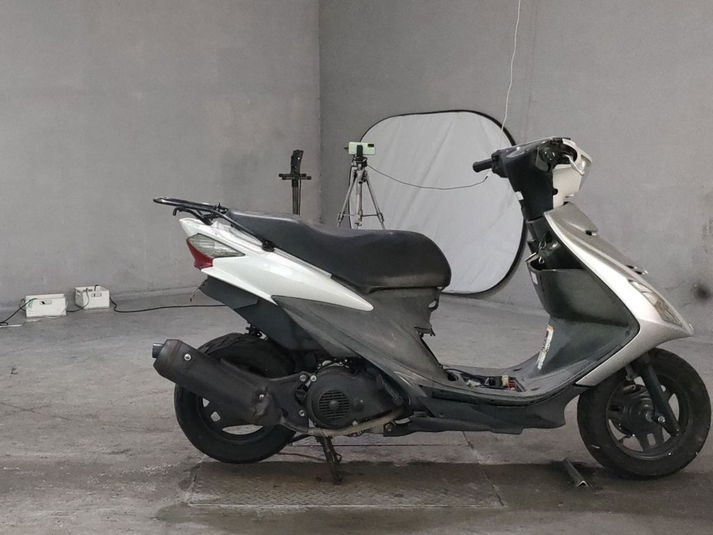 Фото Suzuki ADDRESS V125 с японского аукциона