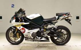 TRIUMPH DAYTONA 675 2013