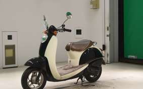 HONDA CREA SCOOPY I AF55