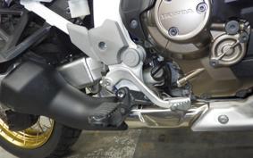 HONDA CRF1100L AFRICA TWIN DCT 2023 SD10