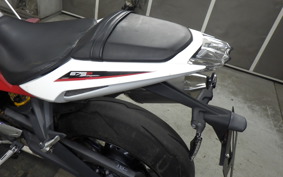 TRIUMPH DAYTONA 675 R 2015