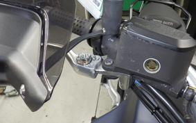MOTO GUZZI V85 TT 2022