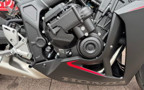 HONDA CBR650R E-Clutch 2026 RH17