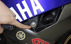 YAMAHA YZF-R6 2011
