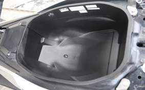 YAMAHA N-MAX SE86J