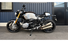 BMW R NINE T 2018 0J01