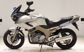 YAMAHA TDM900 2002