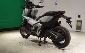 HONDA X-ADV 750 2022 RH10