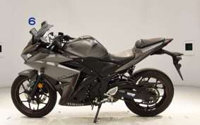 YAMAHA YZF-R25 RG10J