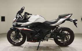 SUZUKI GSX250RA