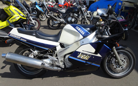 YAMAHA FZR1000 1990 3GM