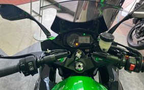 YAMAHA AXIS Z