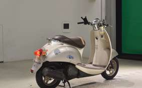 HONDA CREA SCOOPY I 2013 AF55
