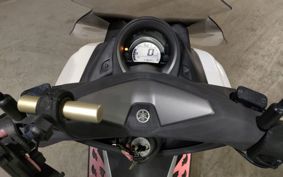 YAMAHA N-MAX 155 SG50J