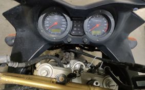 SUZUKI DL1000V STROM BS111