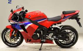 HONDA CBR600RR 2024