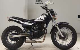 YAMAHA TW225 DG09J