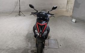 APRILIA SR50R ..