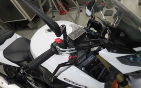 SUZUKI GSR750 A 2013 GR7NA