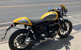 TRIUMPH STREET CUP 2019 DAD77G