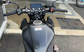 HONDA CB650R E-Clutch 2024 RH17