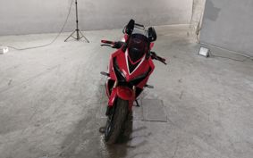 HONDA CBR650R RH03