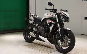 TRIUMPH STREET TRIPLE S 2021