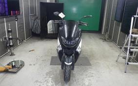 YAMAHA N-MAX 2002 SE86J