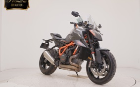 KTM 1290 SUPER DUKE R 2020