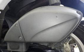 YAMAHA TRICITY 125 2000 SE82J