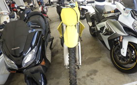 SUZUKI RM125 2023