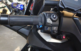 HONDA FORZA 250 MF17