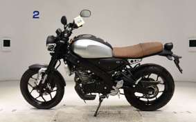 YAMAHA XSR155 2025