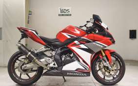 HONDA CBR250RR 1985 MC51