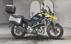 SUZUKI V-STROM 250 DS11A