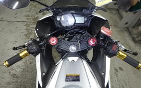 YAMAHA YZF-R25 2015 RG10J